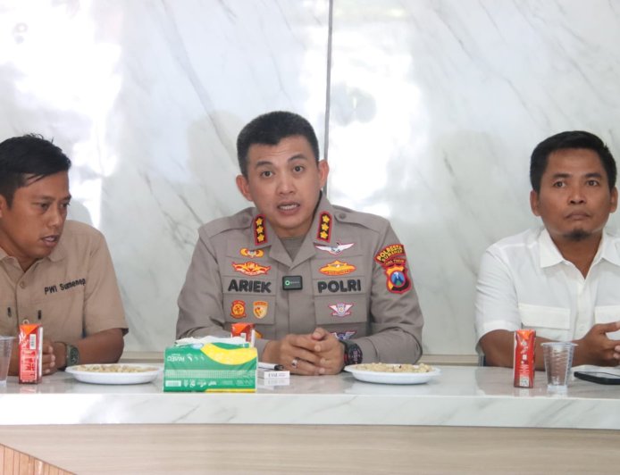 Polresta Sumenep Perkuat Sinergitas Bersama Awak Media Melalui Silaturahmi dan Dialog